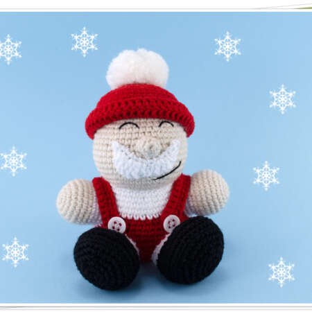 crochet santa claus toy